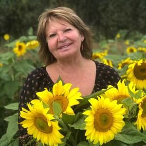 Meet your Posher, Jo-ann